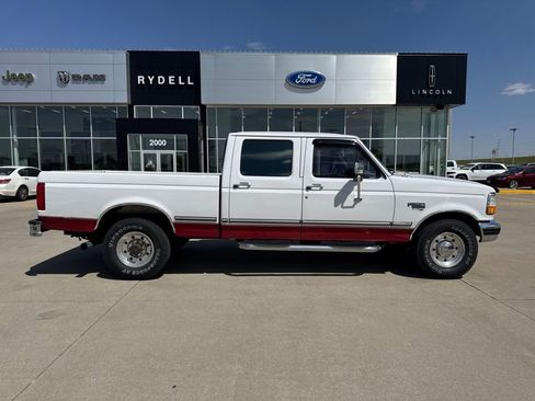 Used 1997 Ford F250 2WD Crew Cab Heavy Duty image 2