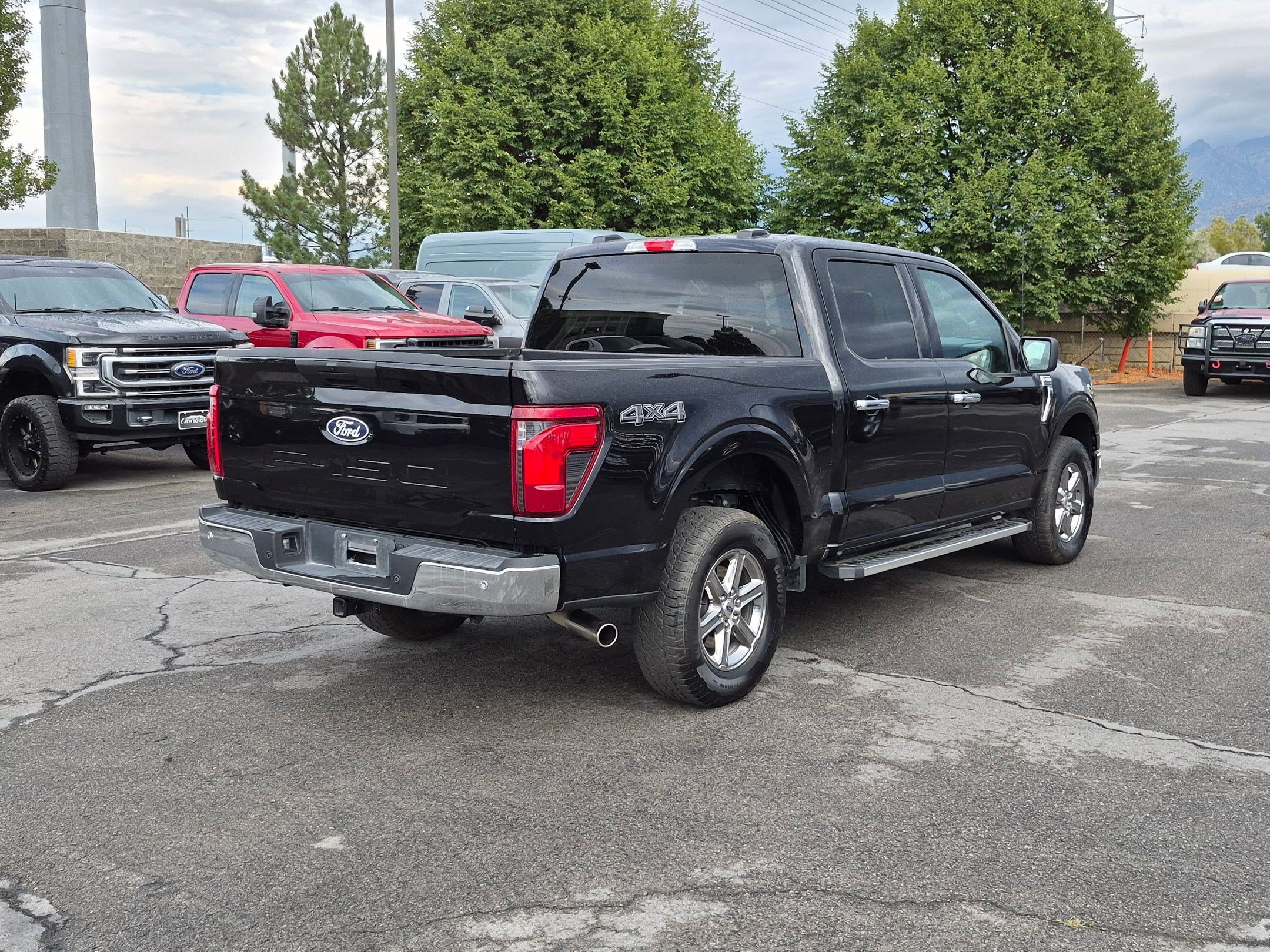 Used 2025 Ford F150 XLT w/ Equipment Group 301A Standard AWD/4WD image 3