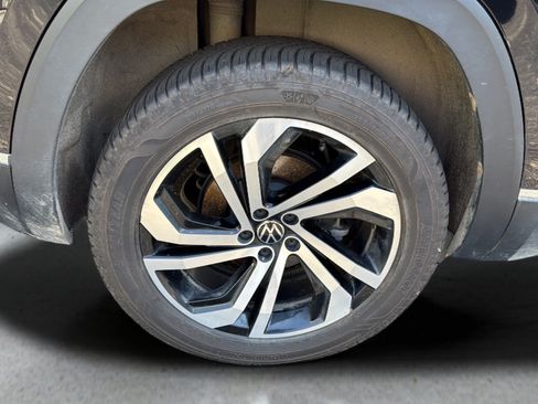 Used 2023 Volkswagen Atlas Cross Sport SEL AWD/4WD image 14