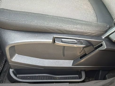 Used 2020 Ford Transit Connect XL image 27