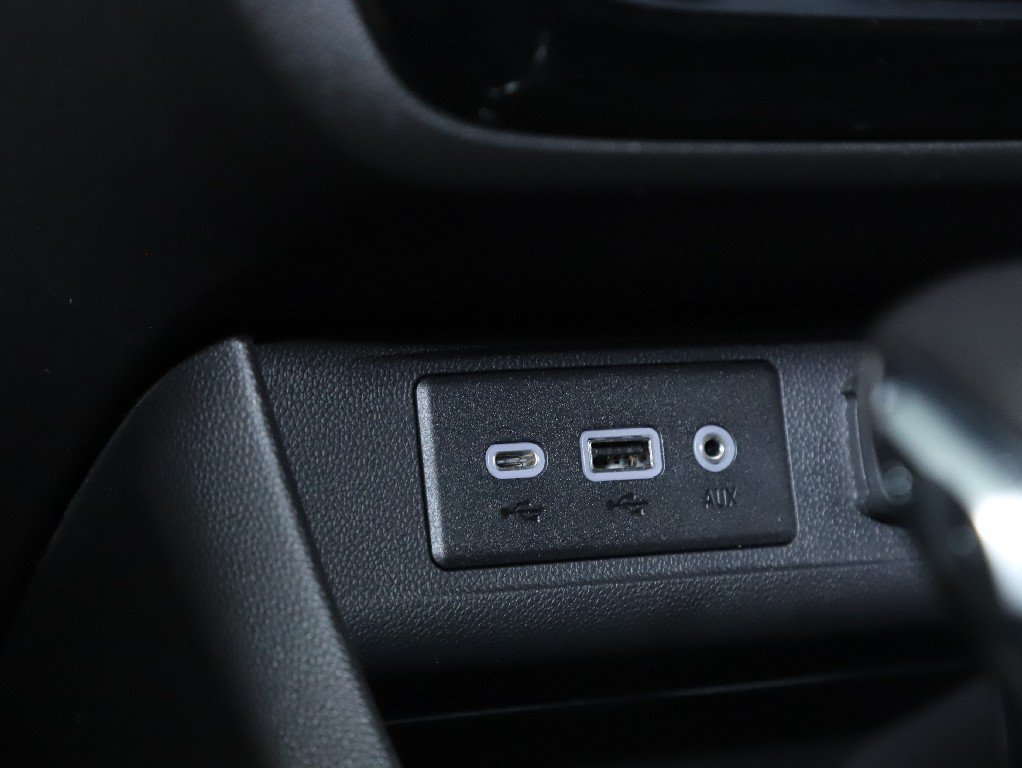 Used 2023 Buick Encore GX Preferred FWD image 28