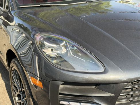 Used 2020 Porsche Macan AWD/4WD image 58