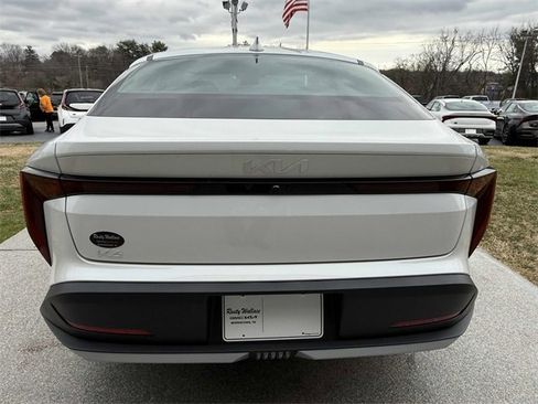 New 2026 Kia K4 LX image 14