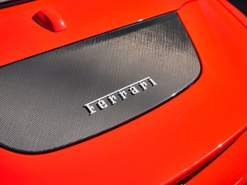 Used 2024 Ferrari Roma Spider RWD image 14