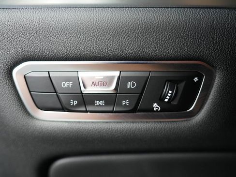 Used 2023 BMW X7 xDrive40i w/ Executive Package AWD/4WD image 25