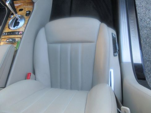 Used 2008 Bentley Flying Spur Flying Spur AWD/4WD image 28