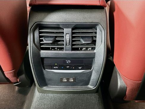 Certified 2023 BMW 330i Sedan w/ M Sport Package image 26