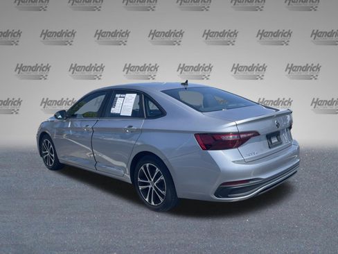 Used 2022 Volkswagen Jetta Sport FWD image 7