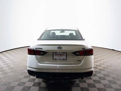 Certified 2025 Nissan Altima 2.5 SR AWD/4WD image 5
