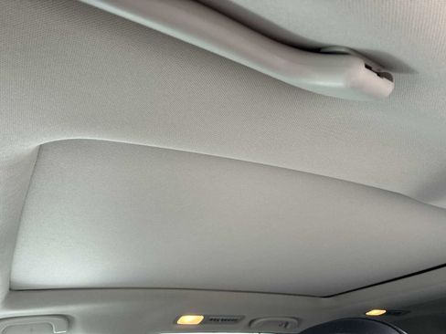 Used 2024 Subaru Ascent Limited w/ Technology Package image 16