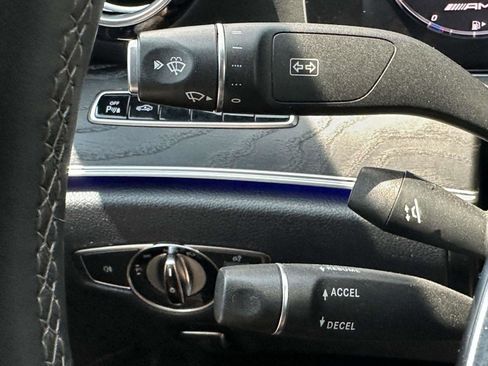 Used 2018 Mercedes-Benz E 63 AMG S image 35