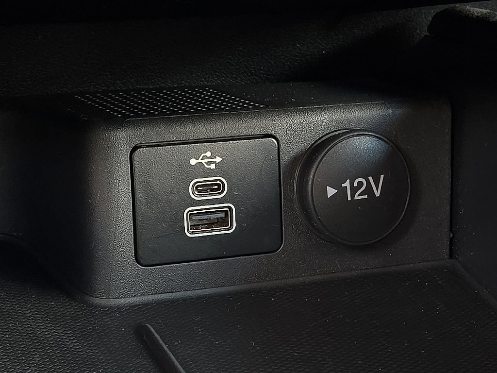 Used 2024 Ford Escape Active w/ Tech Pack #1 FWD image 16