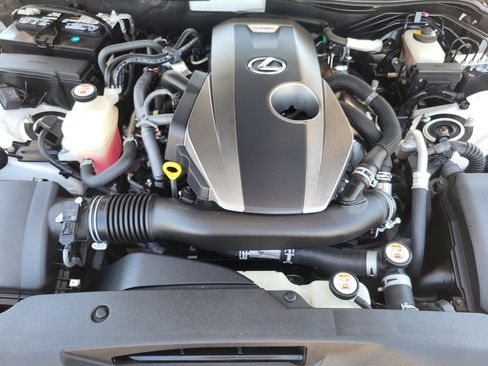 Used 2020 Lexus IS 300 RWD image 23