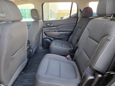 Used 2023 GMC Acadia SLE w/ Driver Convenience Package image 14