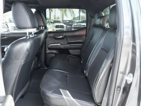 Used 2023 Toyota Tacoma Limited image 35