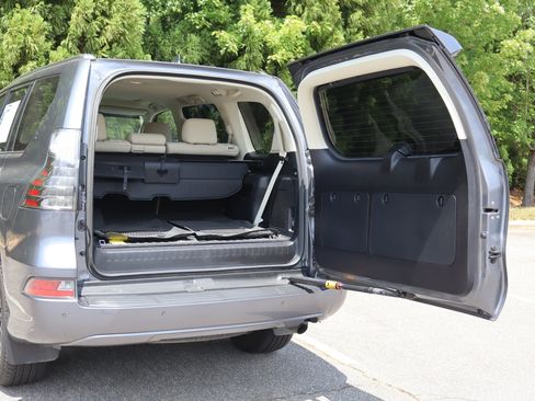 Used 2022 Lexus GX 460 Premium w/ Premium Plus Package AWD/4WD image 40
