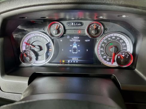 Used 2022 RAM 1500 Warlock AWD/4WD image 18