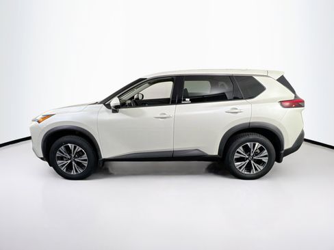 Used 2021 Nissan Rogue SV image 8