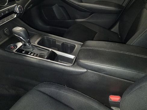 Used 2023 Nissan Sentra SV FWD image 26