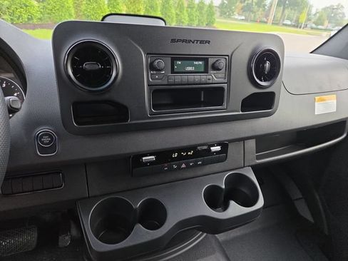 New 2026 Mercedes-Benz Sprinter 2500 image 10