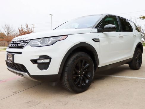 Used 2018 Land Rover Discovery Sport HSE image 3