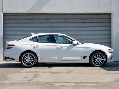 Used 2023 Genesis G70 3.3T AWD/4WD image 5