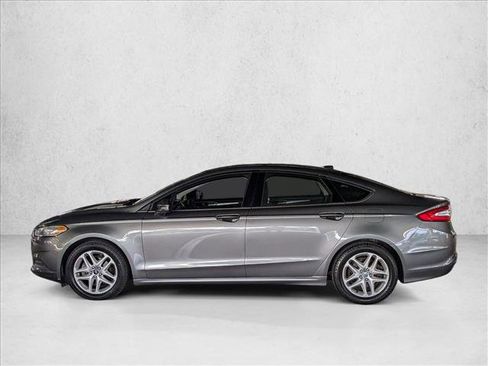 Used 2013 Ford Fusion SE FWD image 8