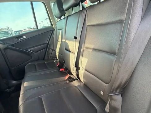 Used 2015 Volkswagen Tiguan SE FWD image 8