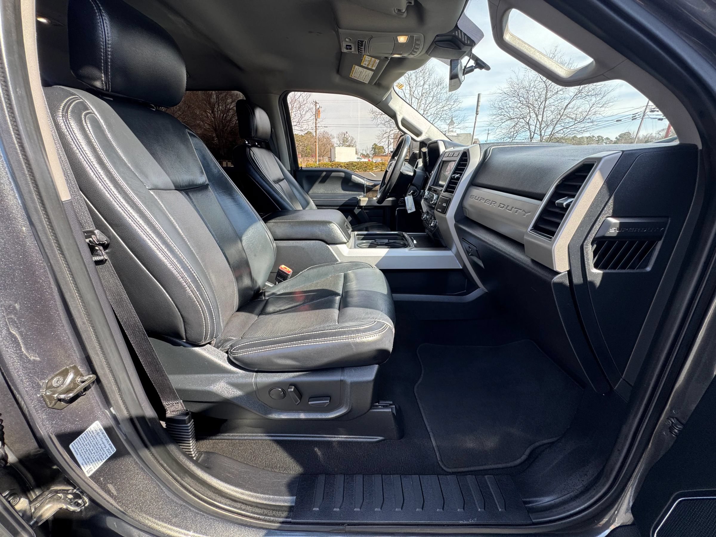 Used 2020 Ford F250 Lariat AWD/4WD image 22