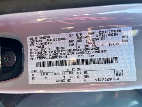 Used 2024 Ford F150 Lariat w/ FX4 Off-Road Package image 33