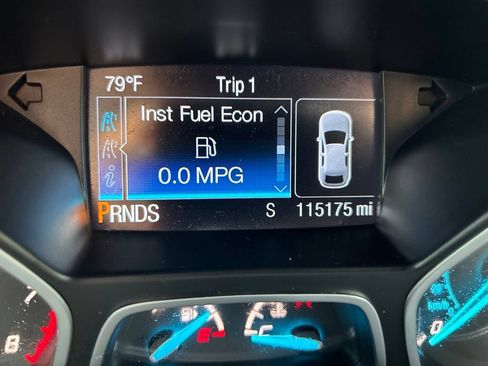 Used 2015 Ford Escape SE w/ Equipment Group 201A AWD/4WD image 32