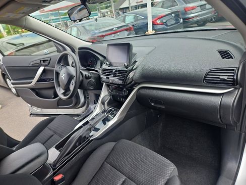 Used 2024 Mitsubishi Eclipse Cross LE AWD/4WD image 16