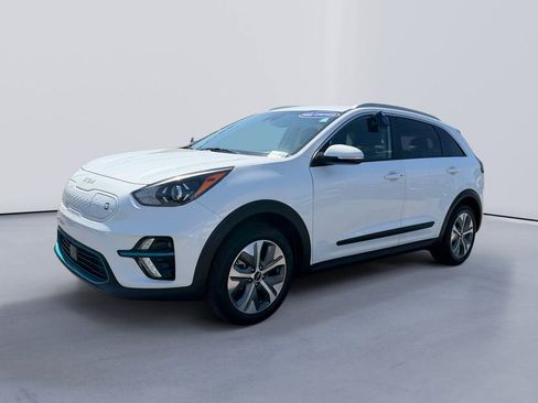 Used 2022 Kia Niro EX FWD image 6