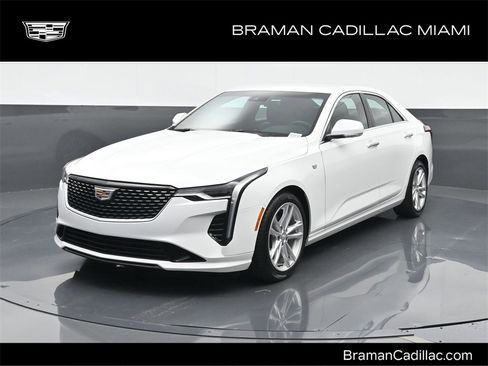 Used 2023 Cadillac CT4 Luxury image 1