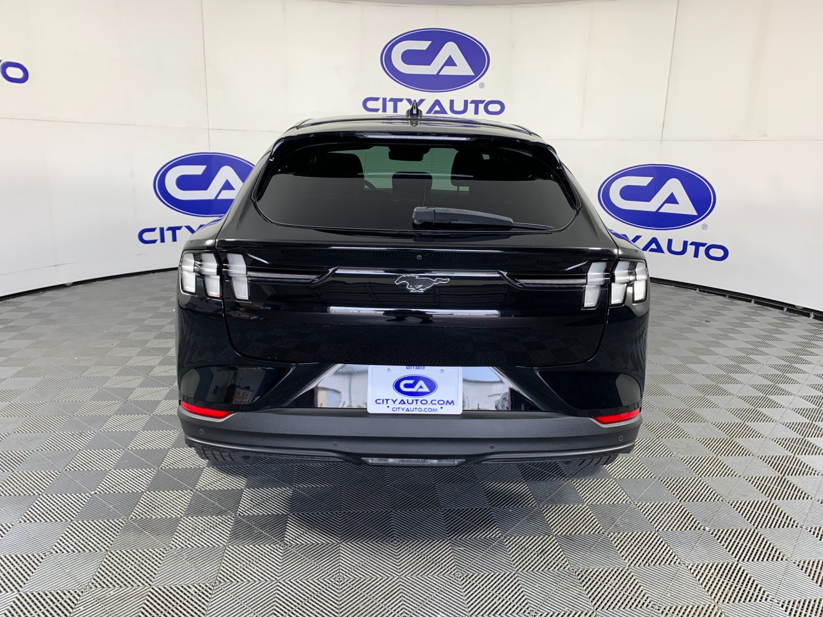 Used 2021 Ford Mustang Mach-E Select RWD image 4