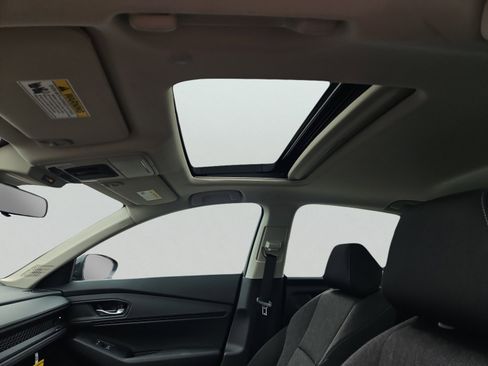 New 2025 Honda Accord SE image 8