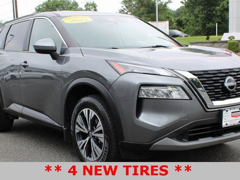 Certified 2023 Nissan Rogue SV image 4