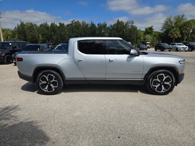 Used 2024 Rivian R1T Adventure Dual AWD/4WD image 6