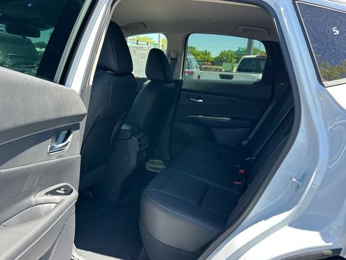 New 2026 Nissan Murano SV AWD/4WD image 13