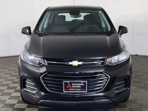 Used 2018 Chevrolet Trax LS FWD image 8