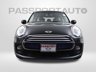 Used 2015 MINI Cooper 4-Door Hardtop FWD video 2