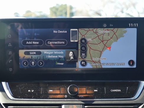 Used 2024 Nissan Altima 2.5 SR w/ SR Premium Package image 14