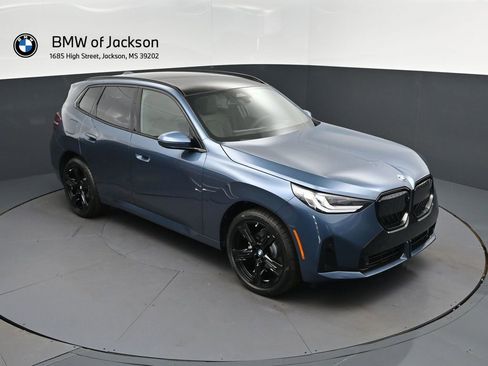 New 2026 BMW X3 xDrive30i w/ Premium Package AWD/4WD image 1