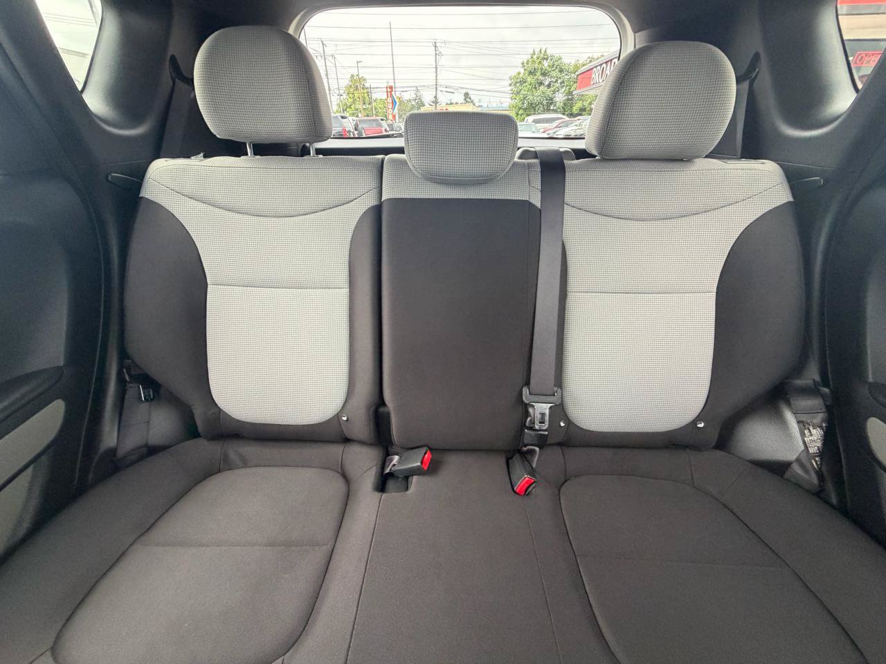 Used 2016 Kia Soul FWD image 17
