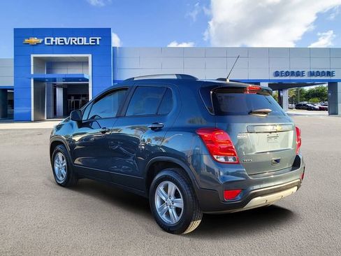Certified 2021 Chevrolet Trax LT w/ Driver Confidence Package image 3