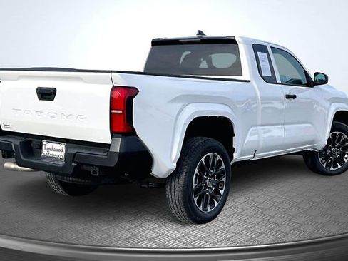 Used 2024 Toyota Tacoma SR image 6