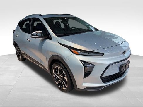 Used 2022 Chevrolet Bolt EUV Premier image 1