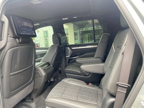 Certified 2025 Cadillac Escalade V AWD/4WD image 15