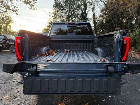 New 2026 GMC Sierra 2500 Denali w/ Denali Reserve Package image 10