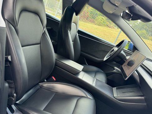 Used 2025 Tesla Model 3 Long Range image 21